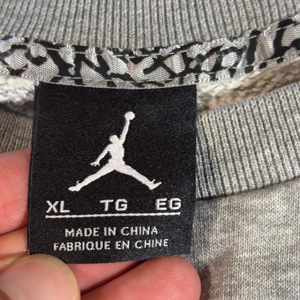 Jordan Mens Grey Striped Jumpman Crewneck Sweatshirt XL 634487-063